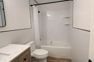 550 SW Natura Ave, Deerfield Beach, FL 33441 - Photo 16