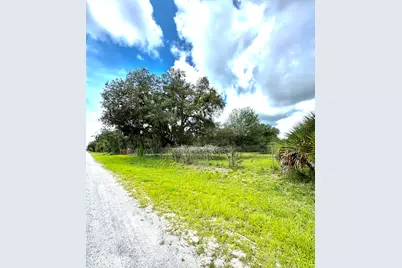 450 S Jinete Street, Clewiston, FL 33440 - Photo 2