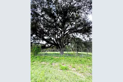 450 S Jinete Street, Clewiston, FL 33440 - Photo 1
