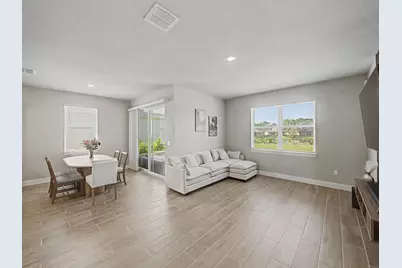 9049 Dahlia Circle, Port Saint Lucie, FL 34986 - Photo 10
