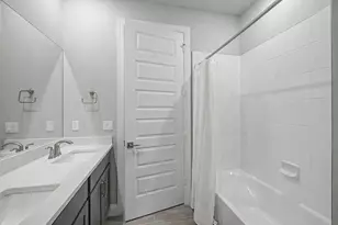 9049 Dahlia Cir, Port Saint Lucie, FL 34986 - Photo 16