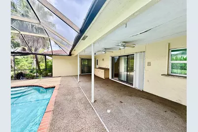 2022 NW 112th Avenue, Coral Springs, FL 33071 - Photo 10