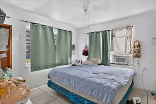 646 NE 38th St, Oakland Park, FL 33334 - Photo 26
