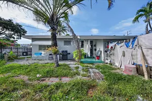 646 NE 38th St, Oakland Park, FL 33334 - Photo 30