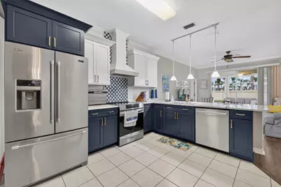 872 NW Sarria Court, Port Saint Lucie, FL 34986 - Photo 12