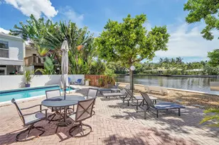 670 Kensington Pl, Wilton Manors, FL 33305 - Photo 2