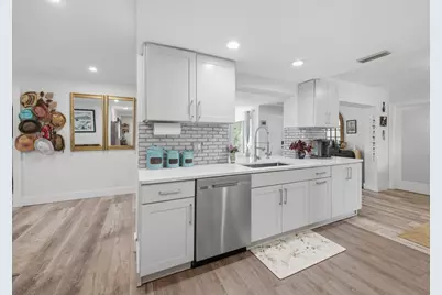 1545 NW 70th Lane, Margate, FL 33063 - Photo 12