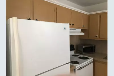 133 Cambridge F, West Palm Beach, FL 33417 - Photo 6