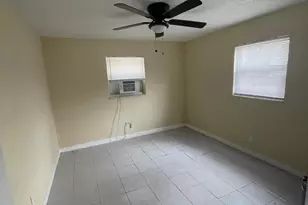 22 NW 8th Ave, Dania Beach, FL 33004 - Photo 6