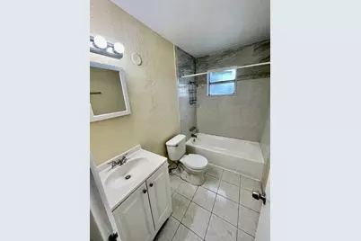 22 NW 8th Avenue #2, Dania Beach, FL 33004 - Photo 6