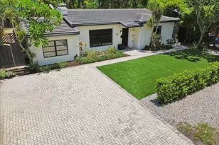738 NE 16th Ave, Fort Lauderdale, FL 33304 - Photo 2
