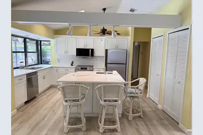 5306 SE Orange Street, Stuart, FL 34997 - Photo 2