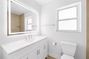 580 SE 5th St, Pompano Beach, FL 33060 - Photo 10