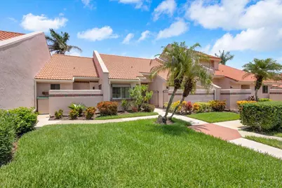 3303 SE Sandpiper Circle, Port Saint Lucie, FL 34952 - Photo 2