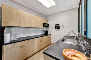401 SW 4th Ave, Fort Lauderdale, FL 33315 - Photo 24