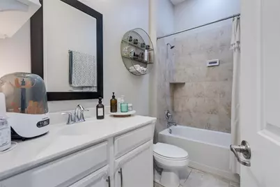 12467 NW 17th Court, Pembroke Pines, FL 33028 - Photo 32