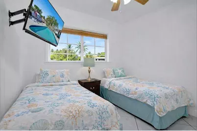 1701 SW 22nd Avenue, Fort Lauderdale, FL 33312 - Photo 6