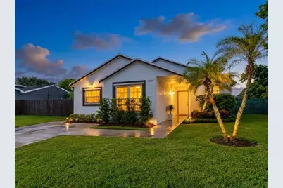 1240 Grandview Circle, Royal Palm Beach, FL 33411 - Photo 40