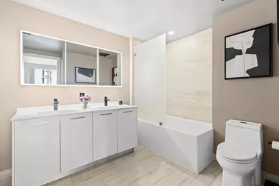 1300 Brickell Bay #2105, Miami, FL 33131 - Photo 22