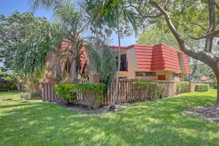 8225 Severn Dr, Boca Raton, FL 33433 - Photo 1