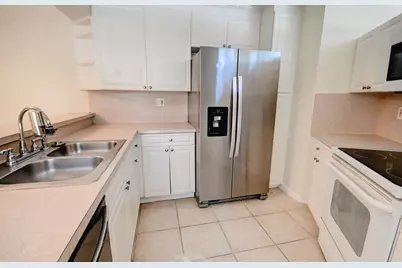 8225 Severn Drive #D, Boca Raton, FL 33433 - Photo 4