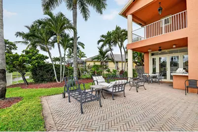 2279 Ridgewood Circle, Royal Palm Beach, FL 33411 - Photo 6