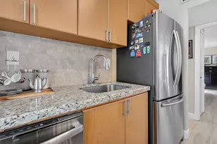 1670 Bay Rd, Miami Beach, FL 33139 - Photo 28