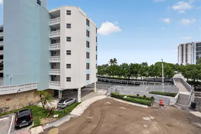 1670 Bay Road #3F, Miami Beach, FL 33139 - Photo 16