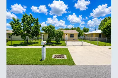 8874 Eldorado Drive, Pahokee, FL 33476 - Photo 2