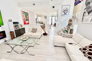 711 SE 16th Ct, Fort Lauderdale, FL 33316 - Photo 2