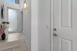 711 SE 16th Ct, Fort Lauderdale, FL 33316 - Photo 14
