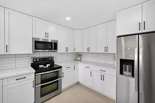 4131 NW 5th Dr, Deerfield Beach, FL 33442 - Photo 16