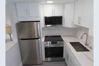 101 Hastings G, West Palm Beach, FL 33417 - Photo 6