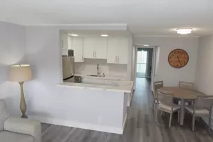 101 Hastings G, West Palm Beach, FL 33417 - Photo 2