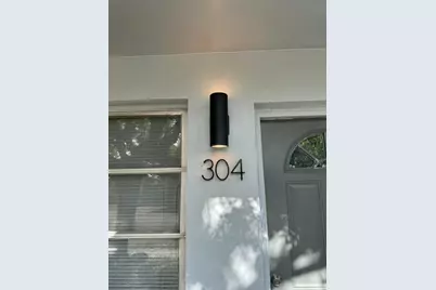 304 NW 14th Avenue, Fort Lauderdale, FL 33311 - Photo 2