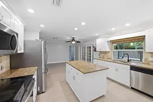 4430 Gardenia Dr, Palm Beach Gardens, FL 33410 - Photo 8