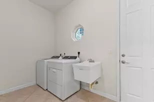 411 NW Sheffield Cir, Port Saint Lucie, FL 34983 - Photo 26