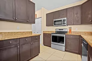 9670 Wolcott Pl, Wellington, FL 33414 - Photo 10