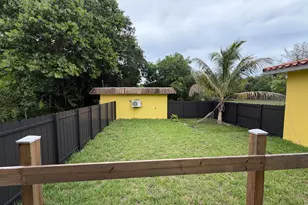 14131 NW 3rd Ave, Miami, FL 33168 - Photo 24