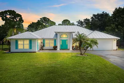 1799 SE Blockton Avenue, Port Saint Lucie, FL 34952 - Photo 2
