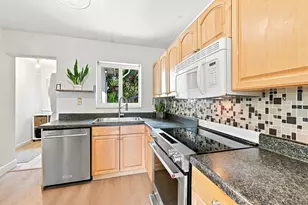 351 SW 13th St, Pompano Beach, FL 33060 - Photo 4