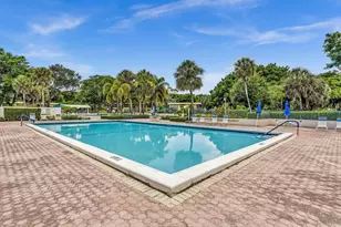 605 Oaks Dr, Pompano Beach, FL 33069 - Photo 42