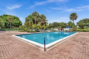 605 Oaks Dr, Pompano Beach, FL 33069 - Photo 38