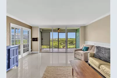 605 Oaks Drive #810, Pompano Beach, FL 33069 - Photo 1