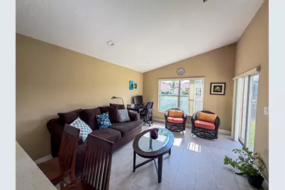 775 NW 165th Avenue, Pembroke Pines, FL 33028 - Photo 10