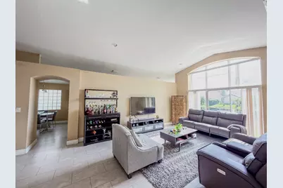 775 NW 165th Avenue, Pembroke Pines, FL 33028 - Photo 4