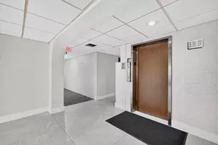 3004 NE 5th Terrace, Wilton Manors, FL 33334 - Photo 12