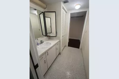 2070 Wolverton D #2070, Boca Raton, FL 33434 - Photo 8