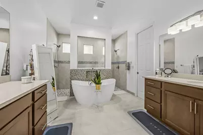1890 SW Penrose Avenue, Port Saint Lucie, FL 34953 - Photo 10