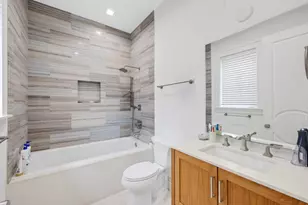 12 Sylvan Ln, Fort Lauderdale, FL 33316 - Photo 40